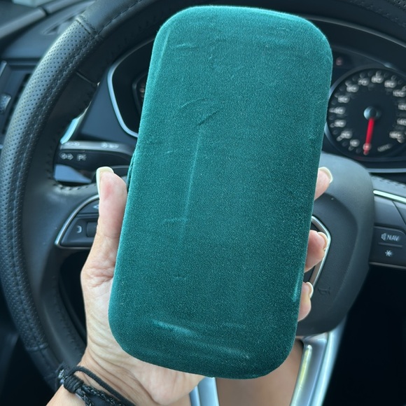 Gucci big frame glasses case - Picture 3 of 3